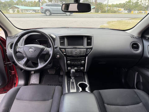 2019 Nissan Pathfinder SV