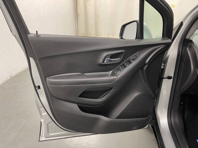 2021 Chevrolet Trax LS