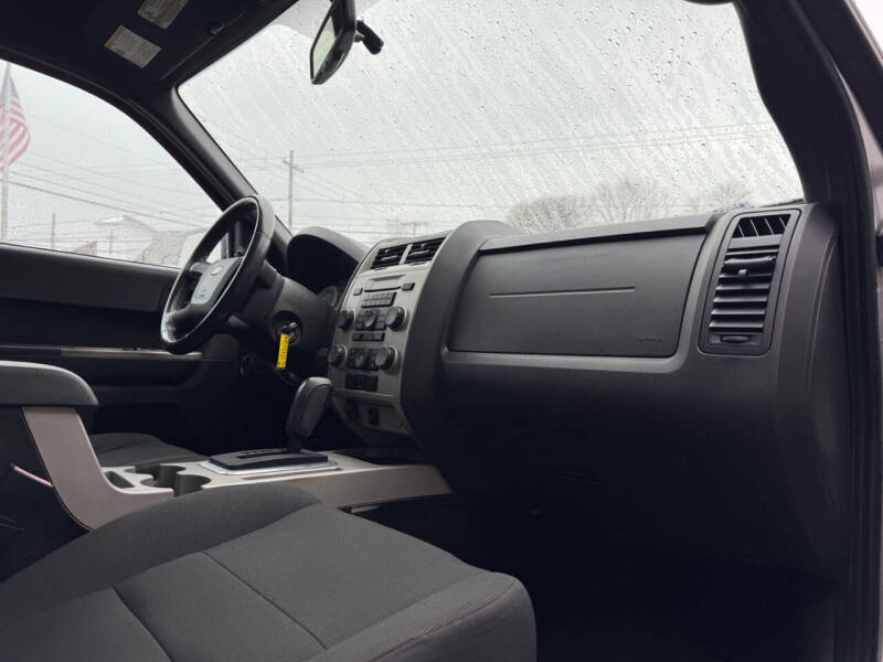 2009 Ford Escape XLT