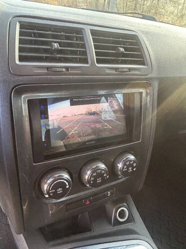 2014 Dodge Challenger SXT