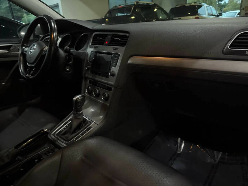 2015 Volkswagen Golf