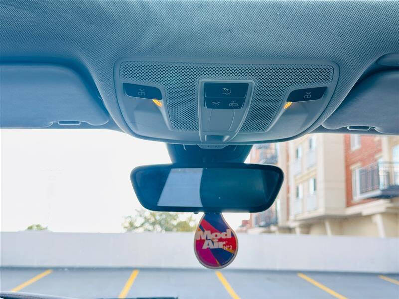 2017 Infiniti QX30 Premium