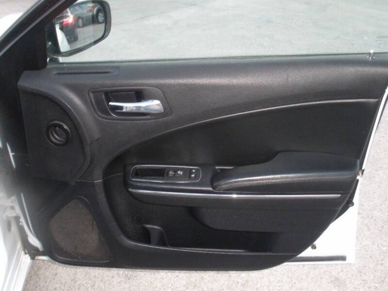 2012 Dodge Charger SE