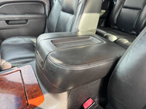 2011 Chevrolet Avalanche LTZ