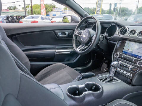 2020 Ford Mustang
