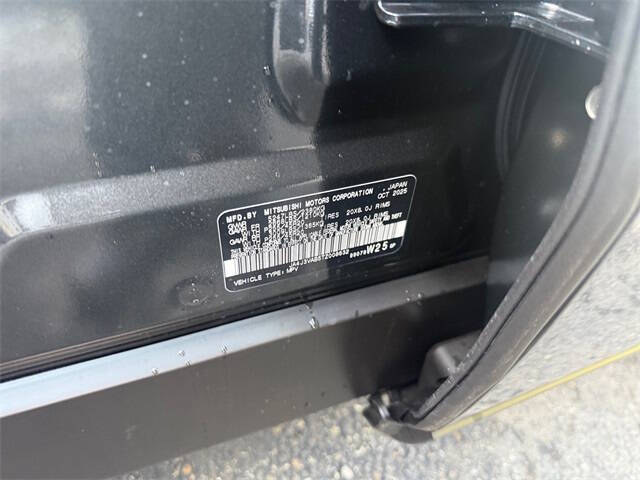 2026 Mitsubishi Outlander SE