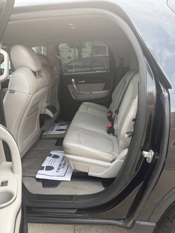 2008 GMC Acadia SLT-1