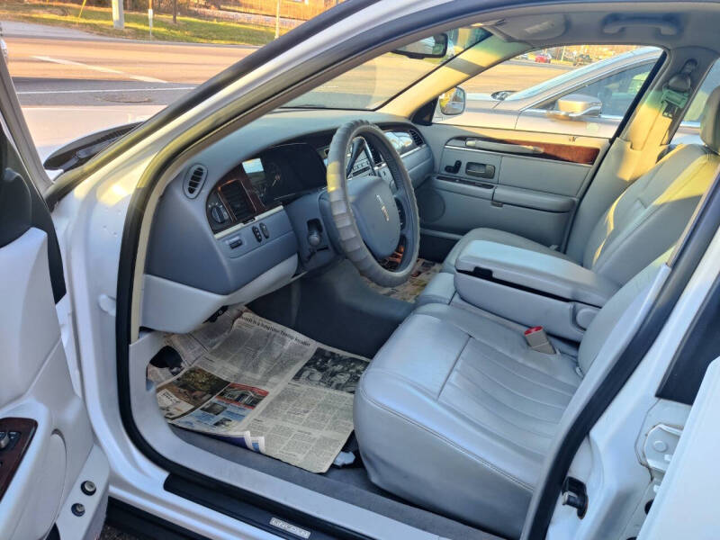 2007 Lincoln Town Car Signature