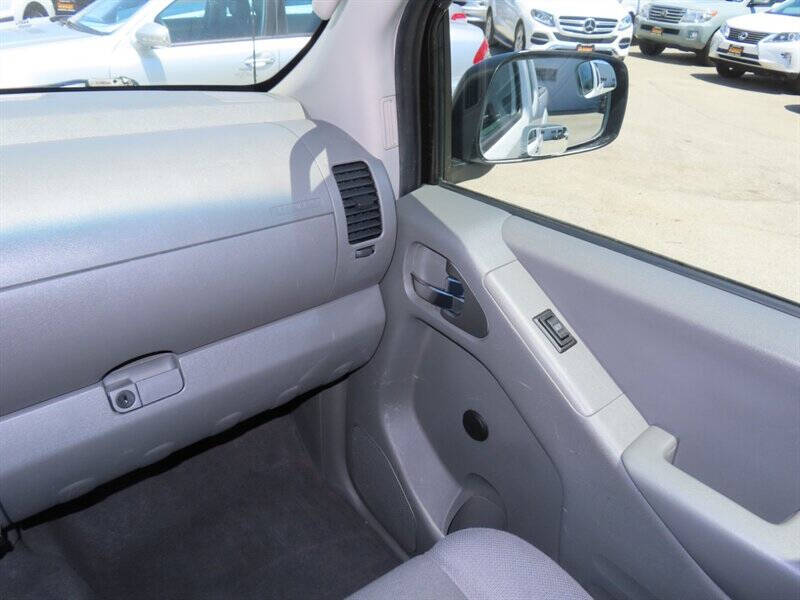 2019 Nissan Frontier S