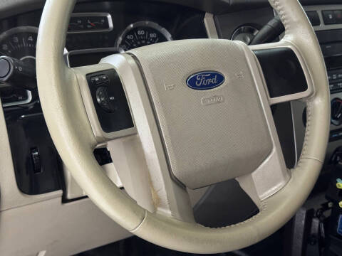 2014 Ford Expedition XL Fleet