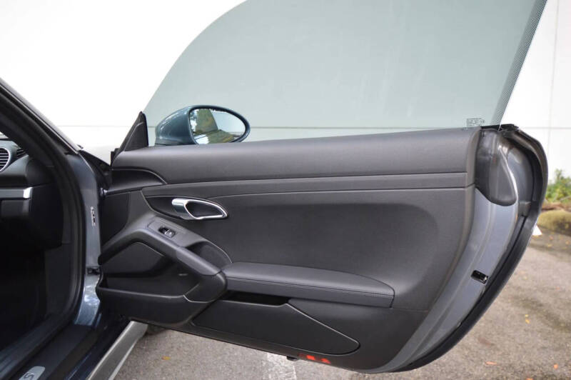 2025 Porsche 718 Cayman S