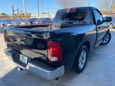 2013 RAM 1500 SLT