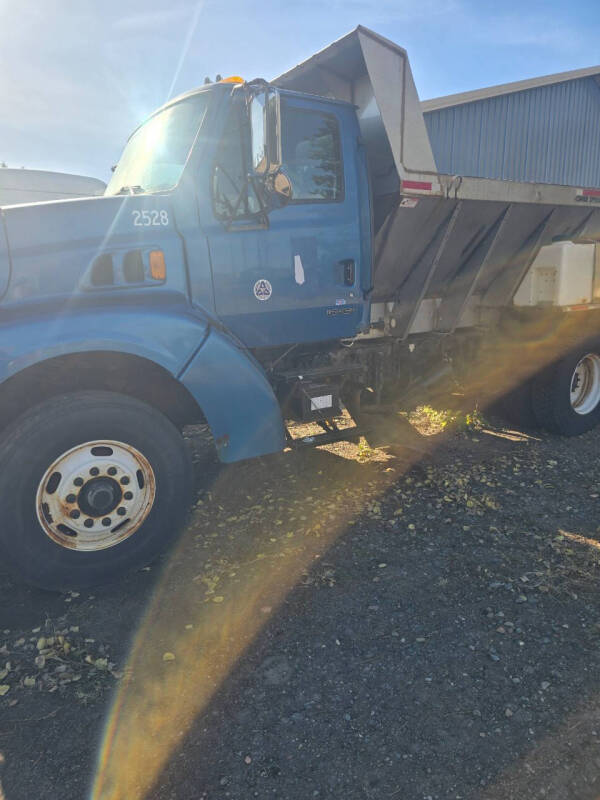 2000 Sterling LT9511