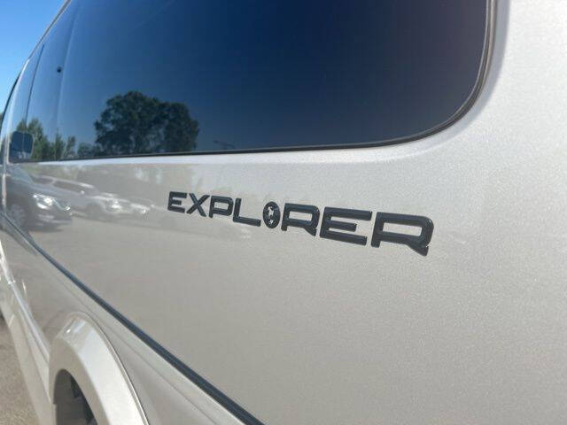 2023 Chevrolet Express 2500