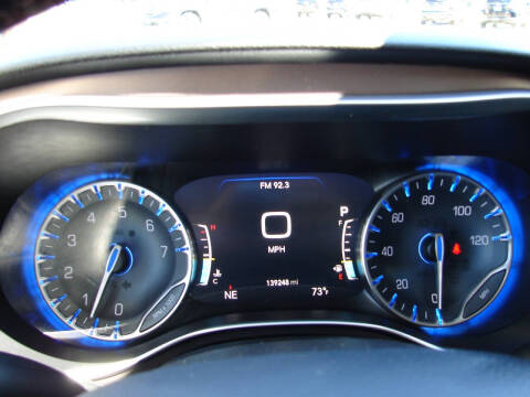 2017 Chrysler Pacifica Touring-L Plus