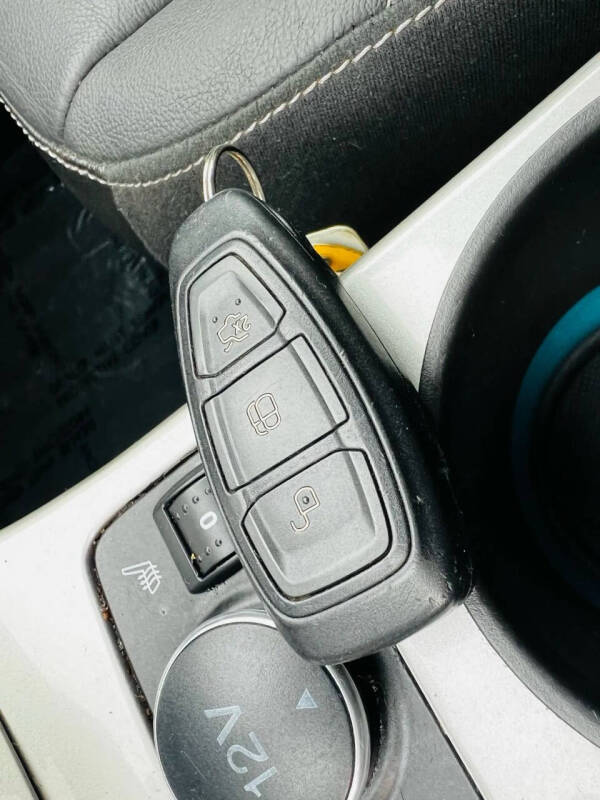 2013 Ford C-MAX Hybrid SEL