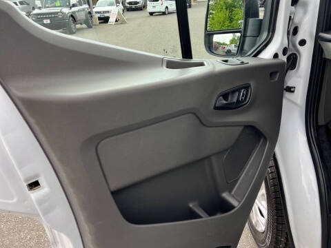 2025 Ford Transit