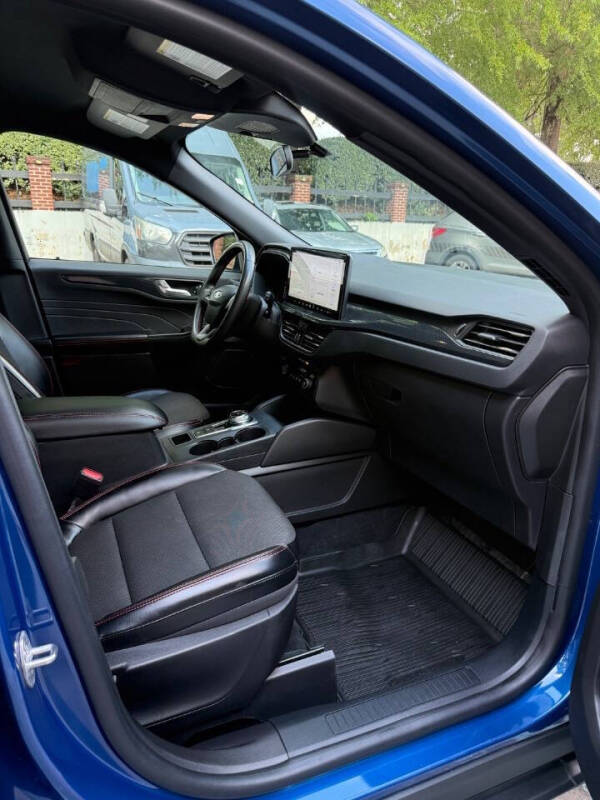 2023 Ford Escape ST-Line
