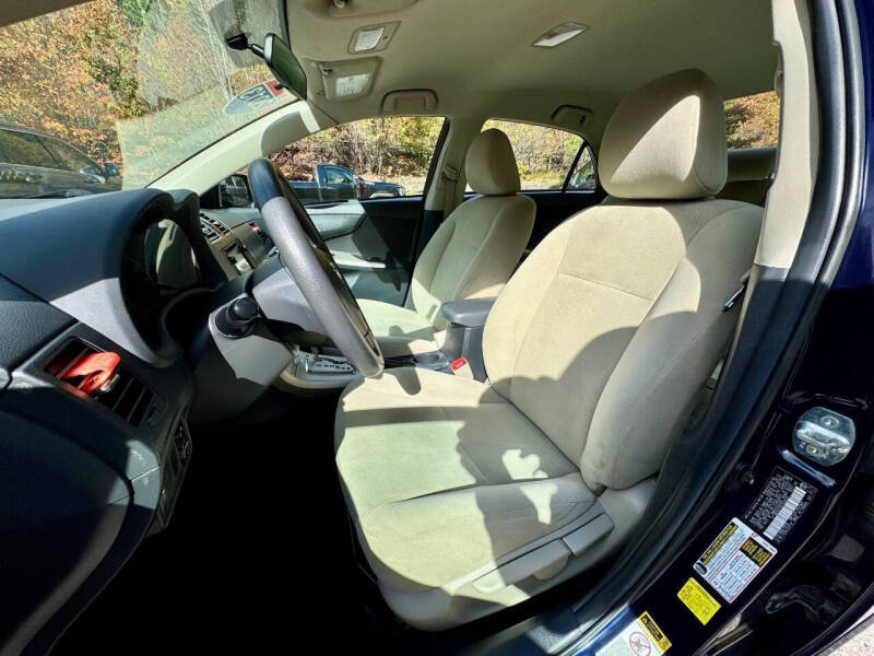 2013 Toyota Corolla LE