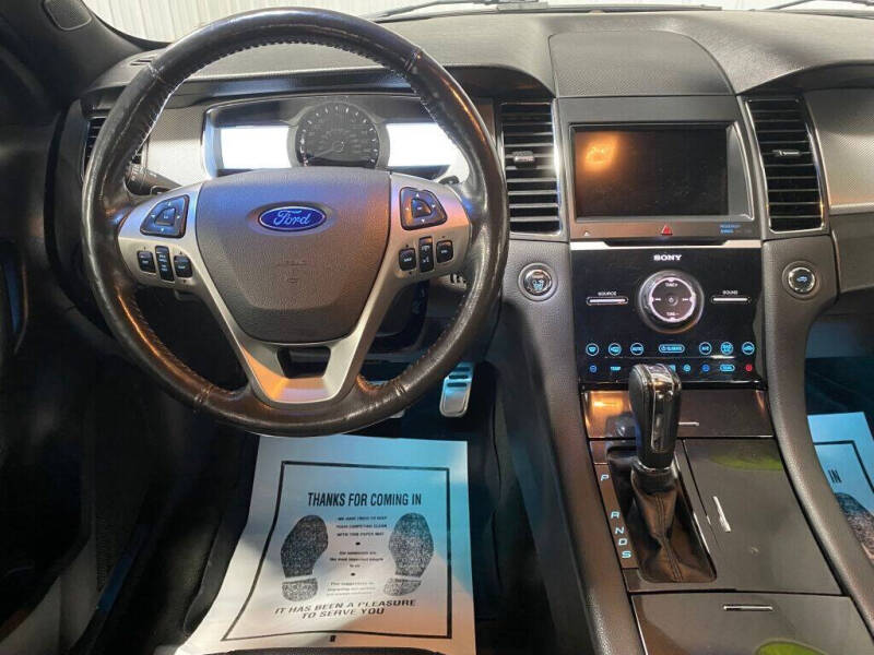 2016 Ford Taurus SHO