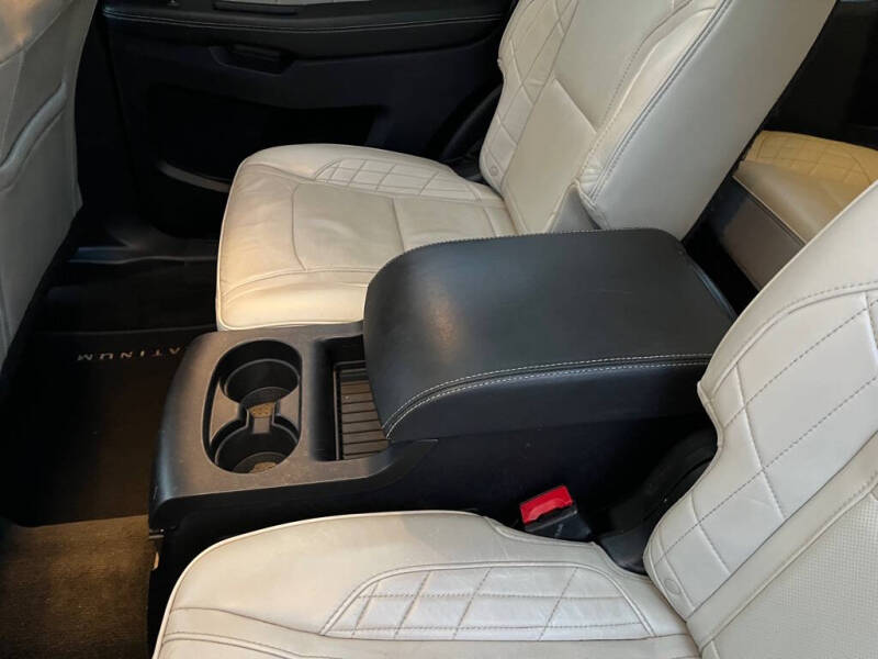 2016 Ford Explorer Platinum