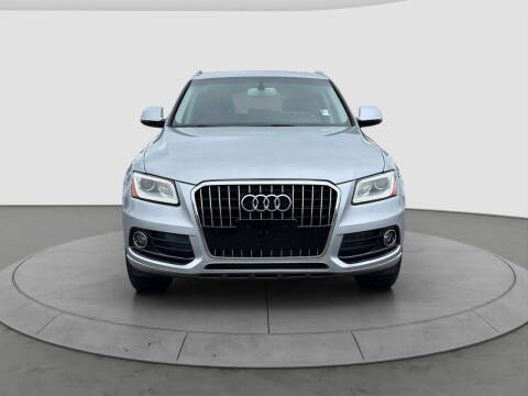 2016 Audi Q5 2.0T quattro Premium Plus