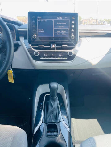 2020 Toyota Corolla LE