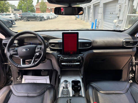 2022 Ford Explorer ST