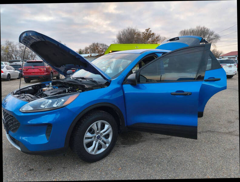 2020 Ford Escape S