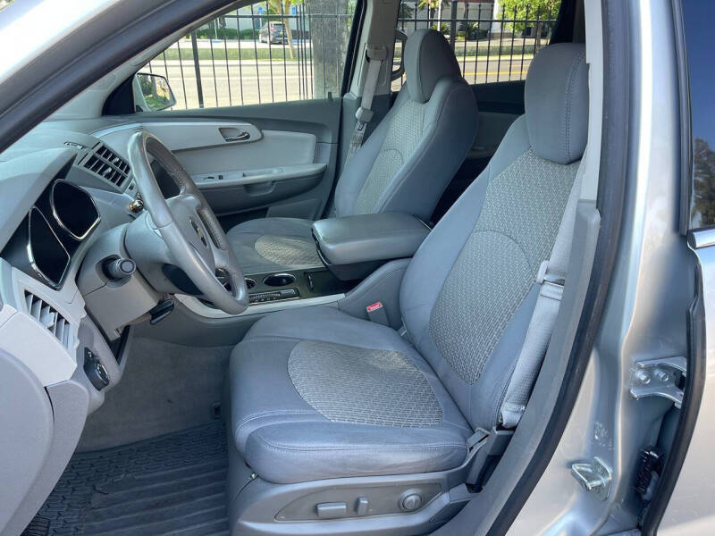 2012 Chevrolet Traverse LT