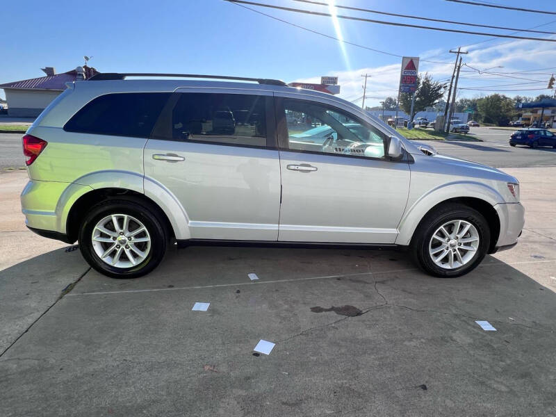 2013 Dodge Journey SXT photo 7