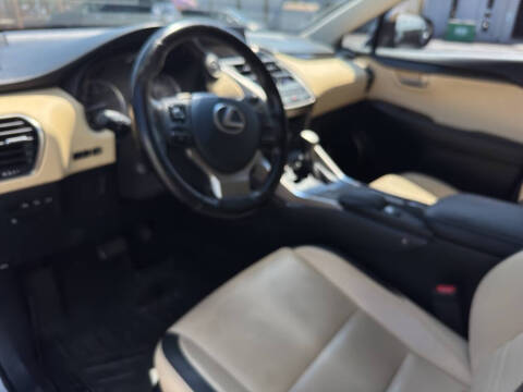2017 Lexus NX 200t