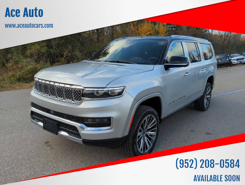 2024 Jeep Grand Wagoneer L Series III's photo