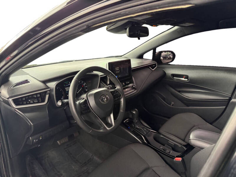 2023 Toyota Corolla Hatchback SE