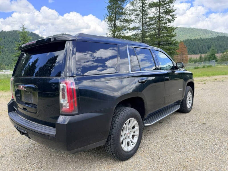 2017 GMC Yukon SLE - Photo 6