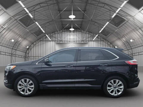 2020 Ford Edge Titanium