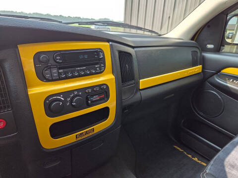 2005 Dodge Ram 1500 SRT-10