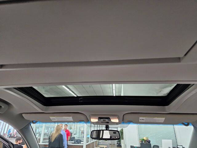 2017 Toyota Sienna XLE 7-Passenger