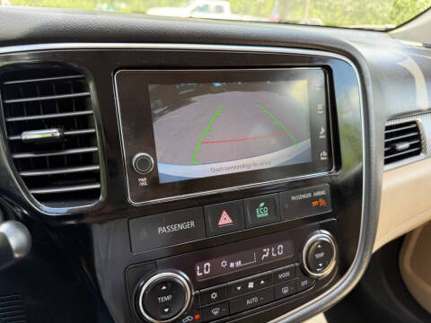 2017 Mitsubishi Outlander SE