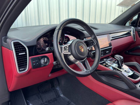 2023 Porsche Cayenne