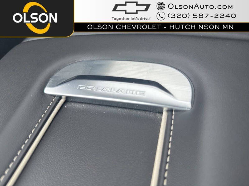 2022 Cadillac Escalade ESV Premium Luxury Platinum