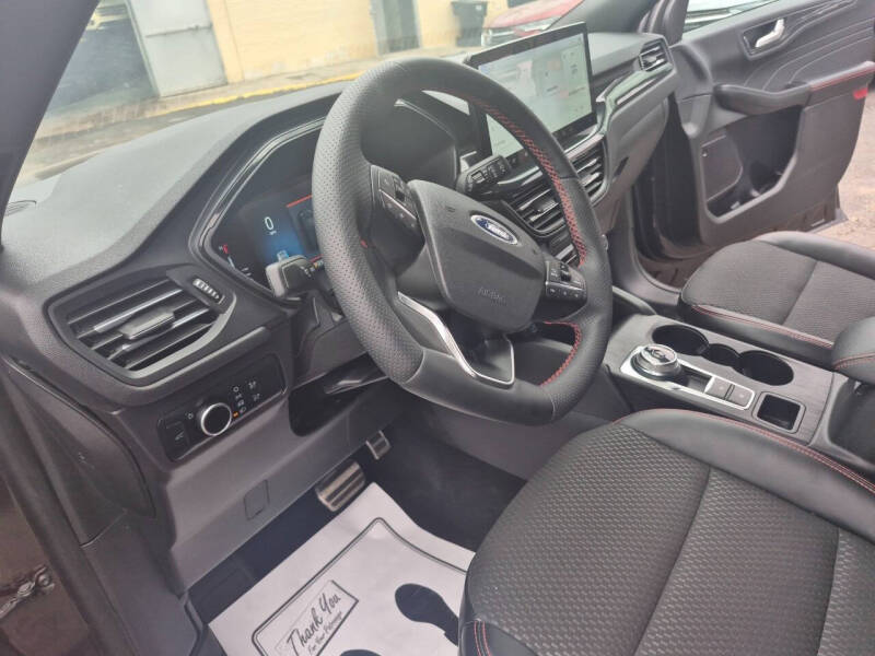 2023 Ford Escape ST-Line