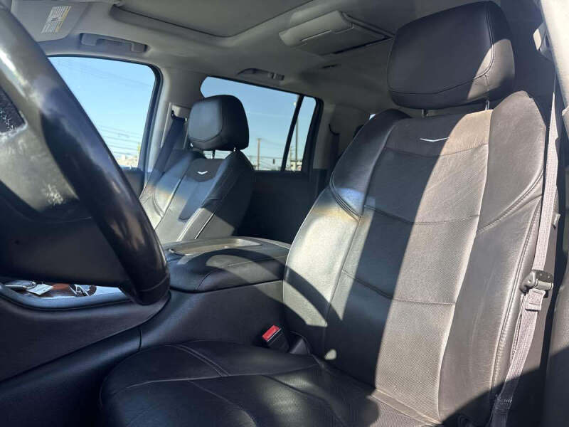 2015 Cadillac Escalade ESV Luxury