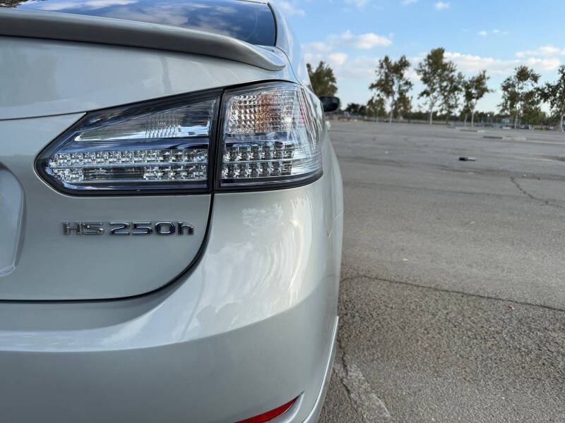 2010 Lexus HS 250h Premium