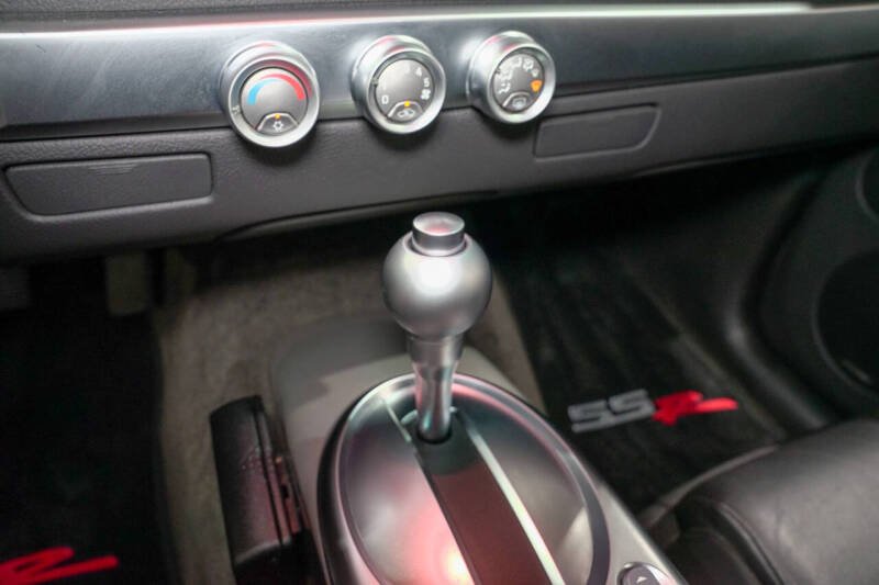 2004 Chevrolet SSR LS
