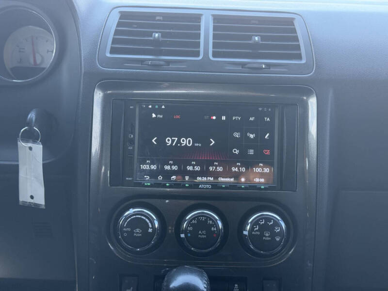 2012 Dodge Challenger SXT