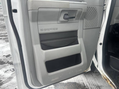 2009 Ford E-Series E-250