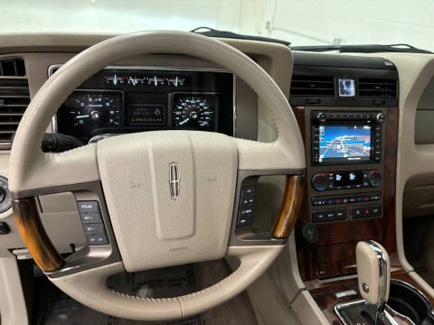 2012 Lincoln Navigator