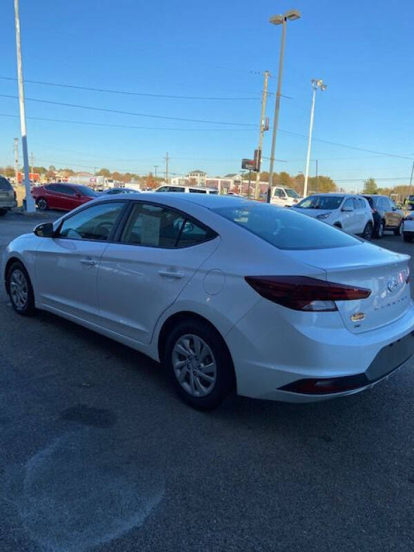 2019 Hyundai Elantra