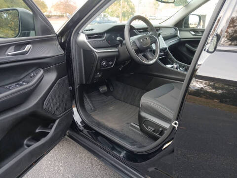 2023 Jeep Grand Cherokee Laredo X